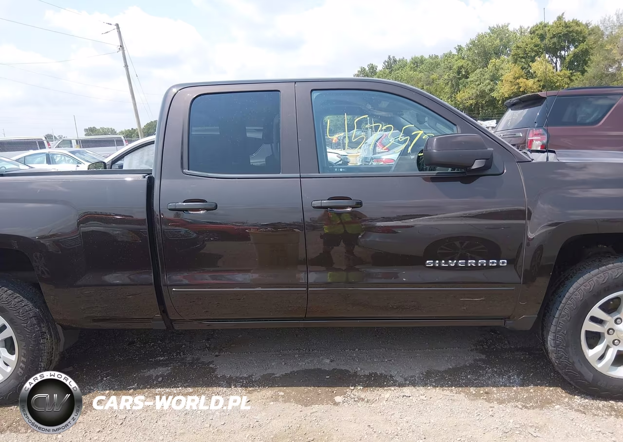 2018 Chevrolet Silverado 1500 1Lt VIN:2GCVKREC0J1105151 - 13