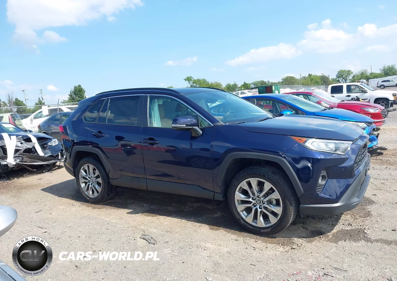 2019 Toyota Rav4 Xle Premium VIN:2T3A1RFV1KW033046 - 13