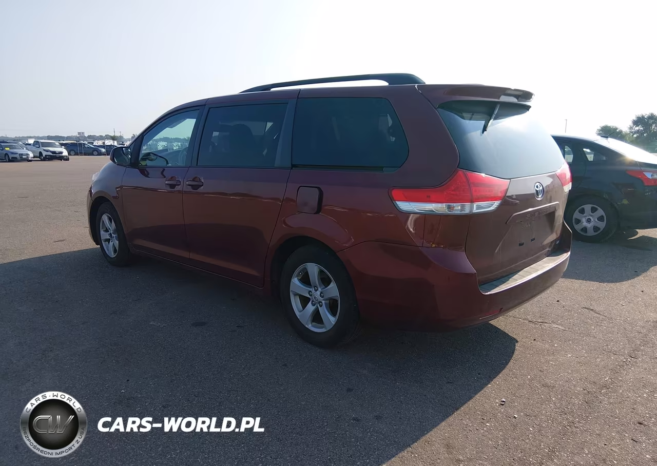 2012 Toyota Sienna Le V6 8 Passenger VIN:5TDKK3DC6CS207423 - 3