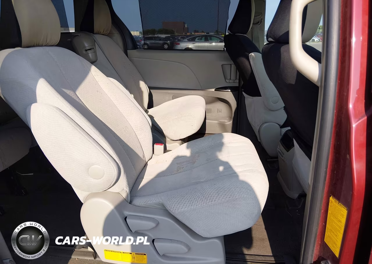 2012 Toyota Sienna Le V6 8 Passenger VIN:5TDKK3DC6CS207423 - 8