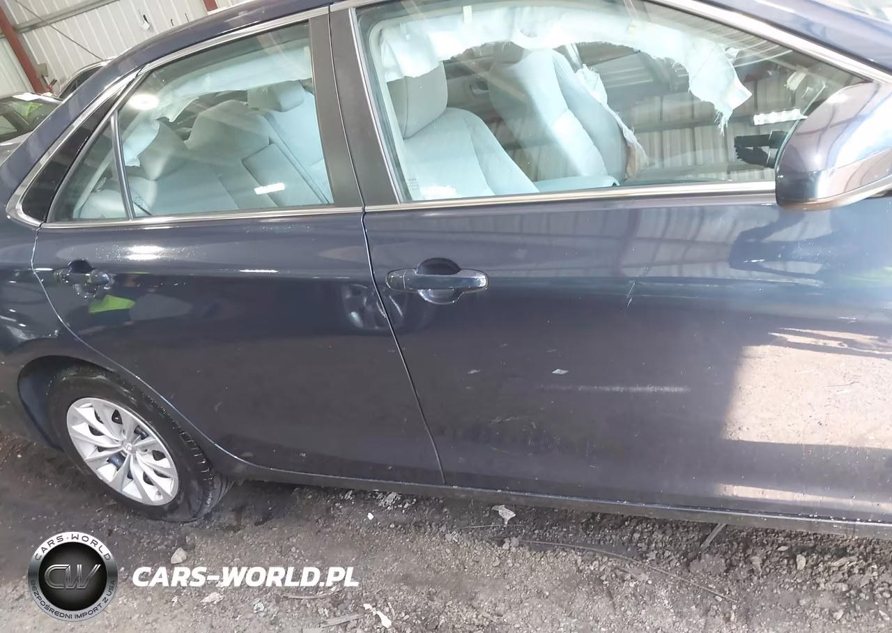 2017 Toyota Camry Le VIN:4T1BF1FK7HU757435 - 12