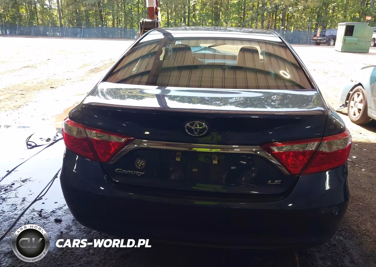 2017 Toyota Camry Le VIN:4T1BF1FK7HU757435 - 15
