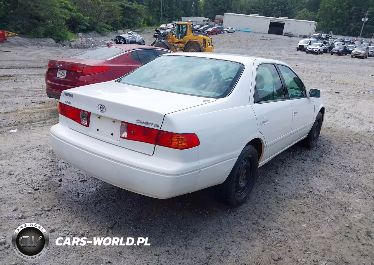 2000 Toyota Camry Le VIN:4T1BG22K9YU925567 - 4