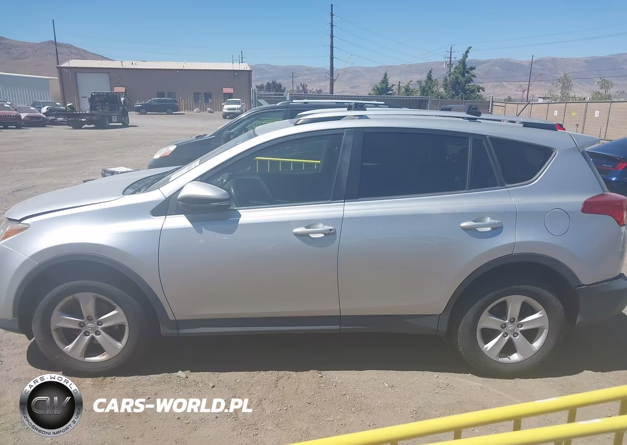 2013 Toyota Rav4 Xle VIN:JTMRFREV5D5005038 - 13