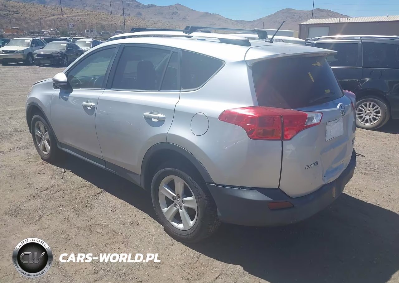 2013 Toyota Rav4 Xle VIN:JTMRFREV5D5005038 - 3