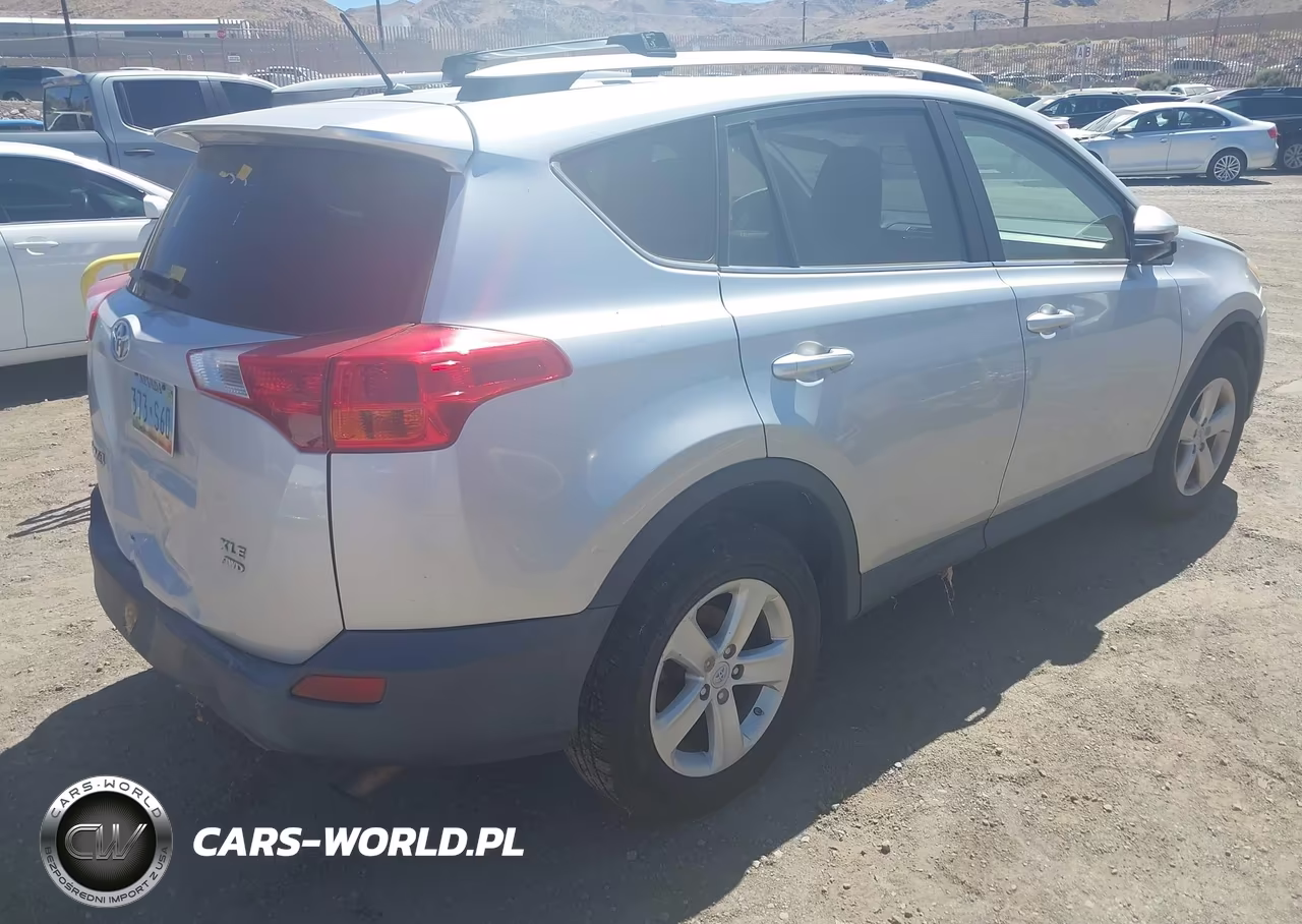 2013 Toyota Rav4 Xle VIN:JTMRFREV5D5005038 - 4
