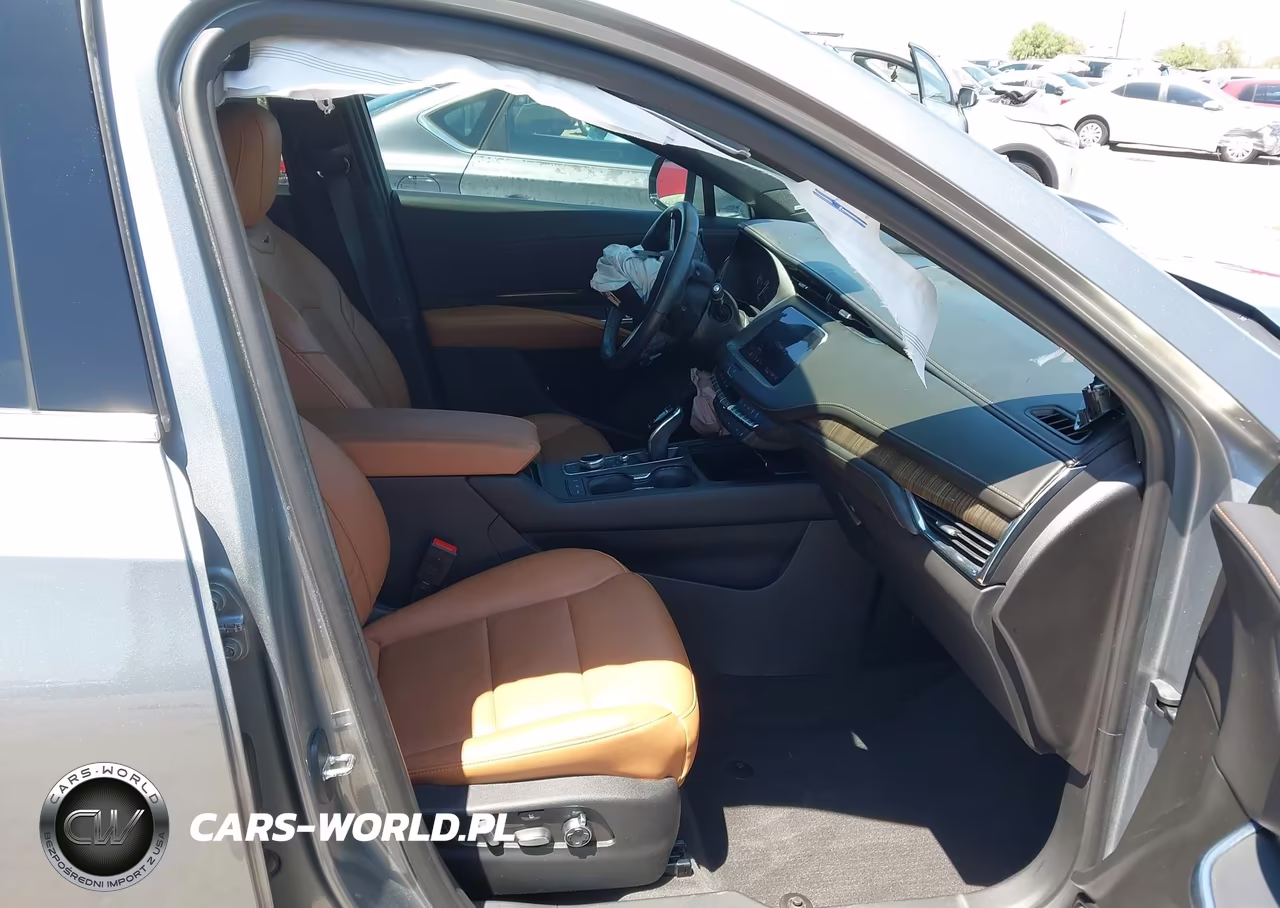 2023 Cadillac Xt4 Fwd Premium Luxury VIN:1GYFZCR42PF214979 - 5