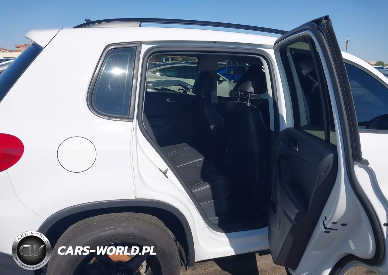 2017 Volkswagen Tiguan 2.0T S VIN:WVGAV7AX8HK001645 - 8