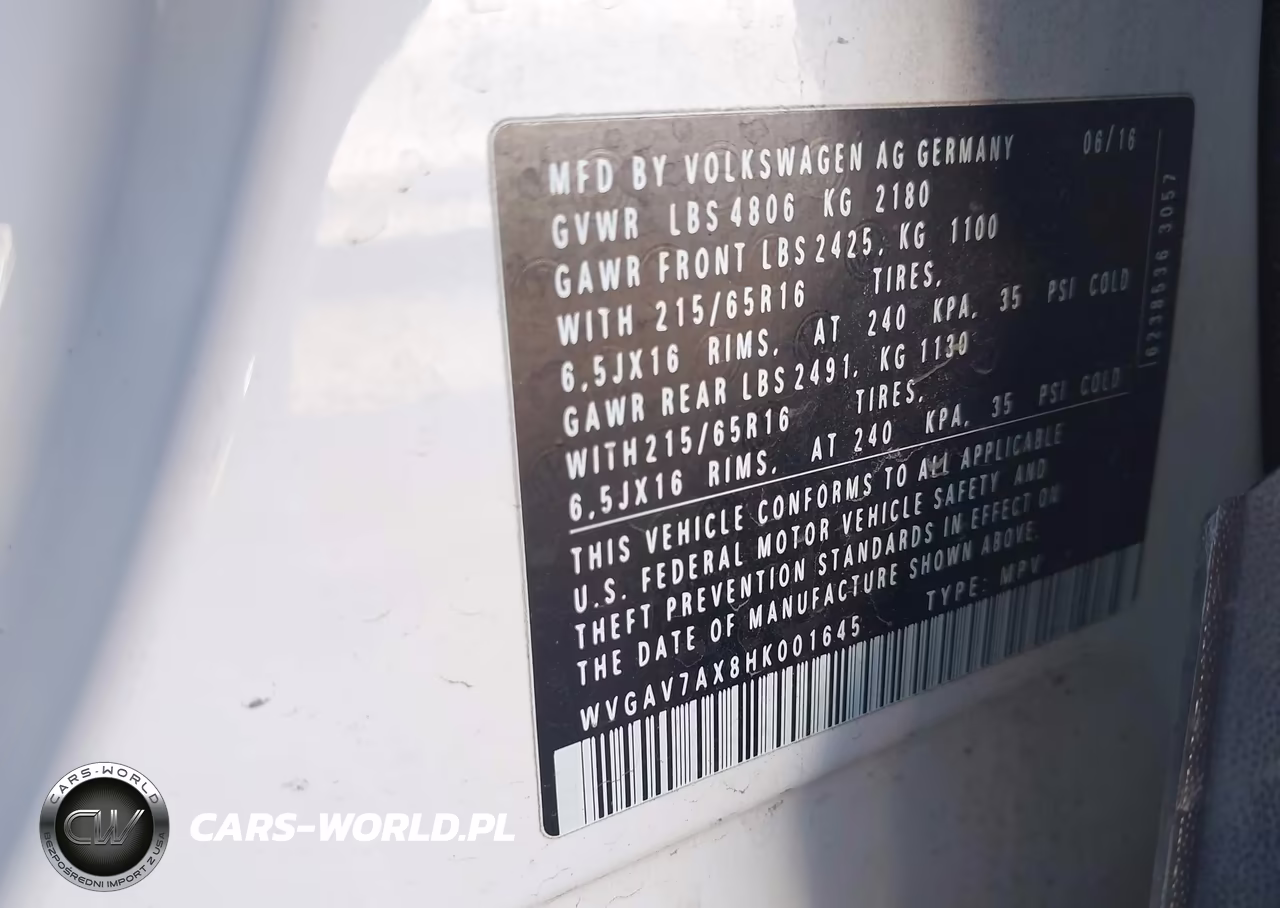 2017 Volkswagen Tiguan 2.0T S VIN:WVGAV7AX8HK001645 - 9