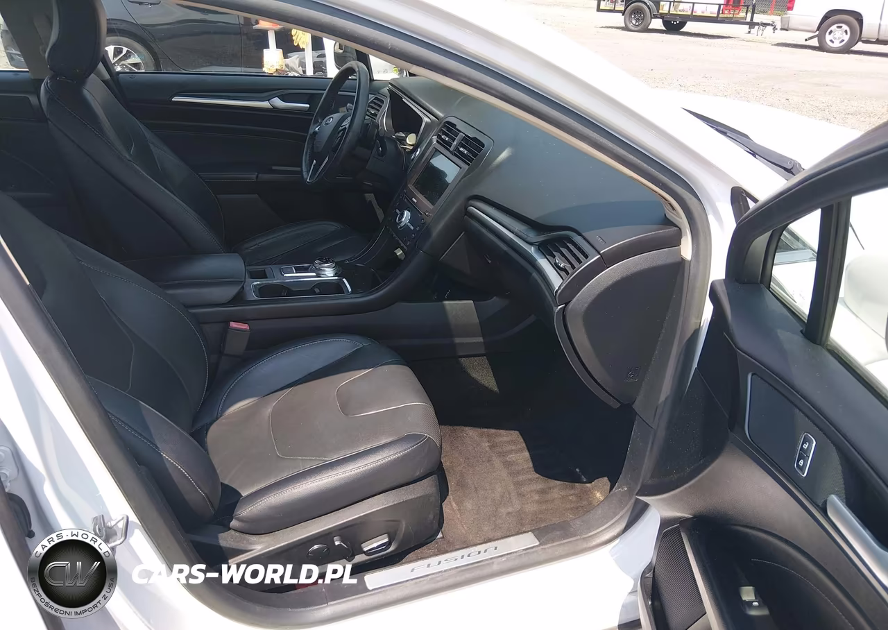 2018 Ford Fusion Titanium VIN:3FA6P0D90JR194177 - 5