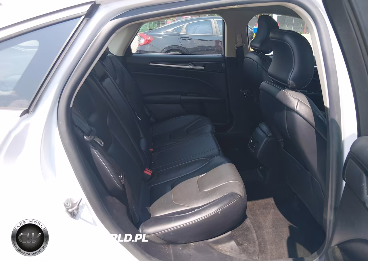 2018 Ford Fusion Titanium VIN:3FA6P0D90JR194177 - 8