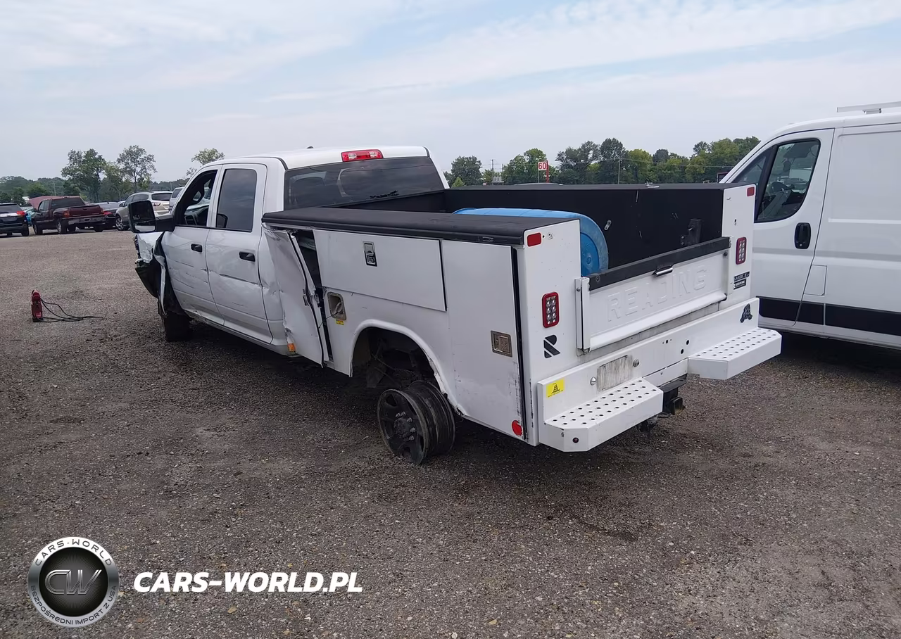 2025 Ram 2500 Tradesman VIN:3C7WR5HJ1SG528075 - 3