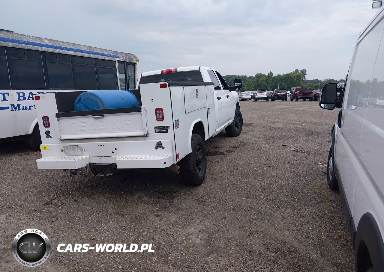 2025 Ram 2500 Tradesman VIN:3C7WR5HJ1SG528075 - 4