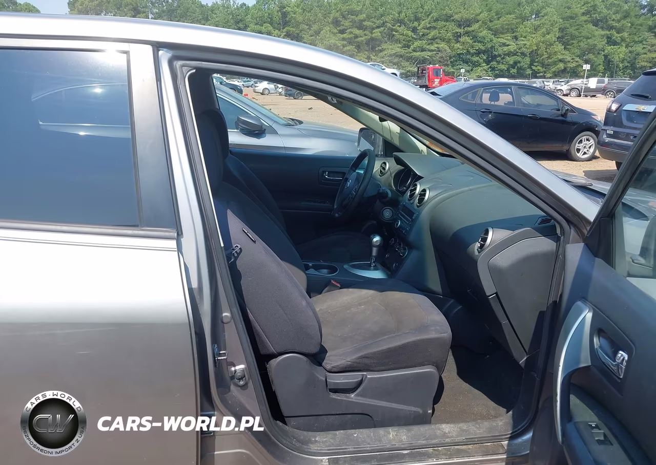 2010 Nissan Rogue S VIN:JN8AS5MTXAW003829 - 5