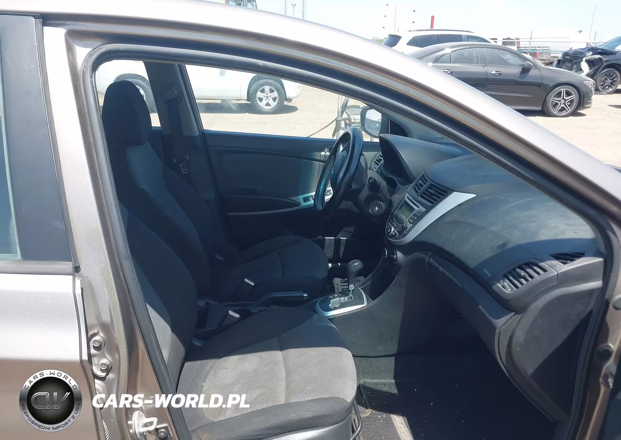 2013 Hyundai Accent Gs VIN:KMHCT5AE5DU083950 - 5