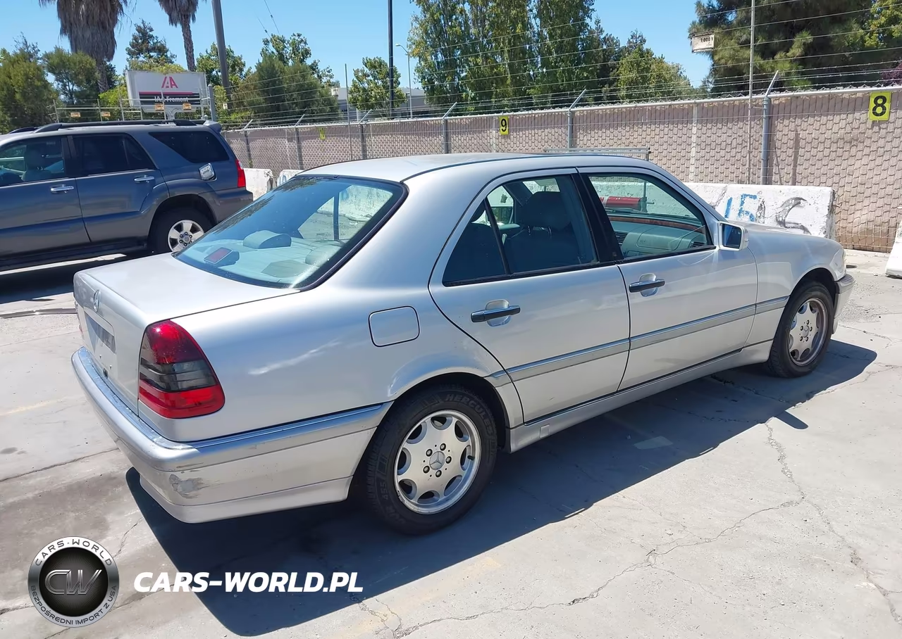 1999 Mercedes-Benz C 280 VIN:WDBHA29G6XA696815 - 4