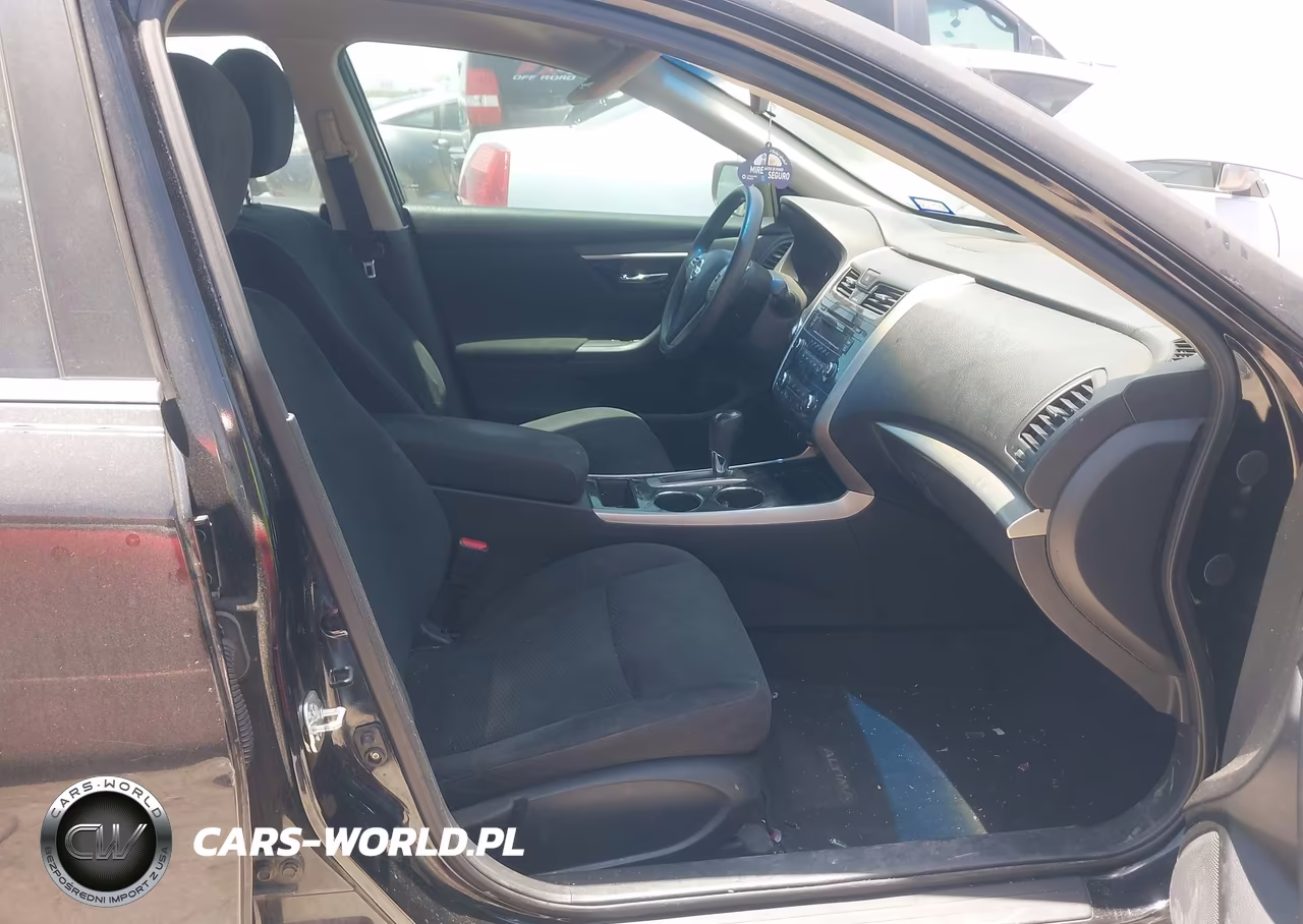 2014 Nissan Altima 2.5 S VIN:1N4AL3AP5EC299750 - 5