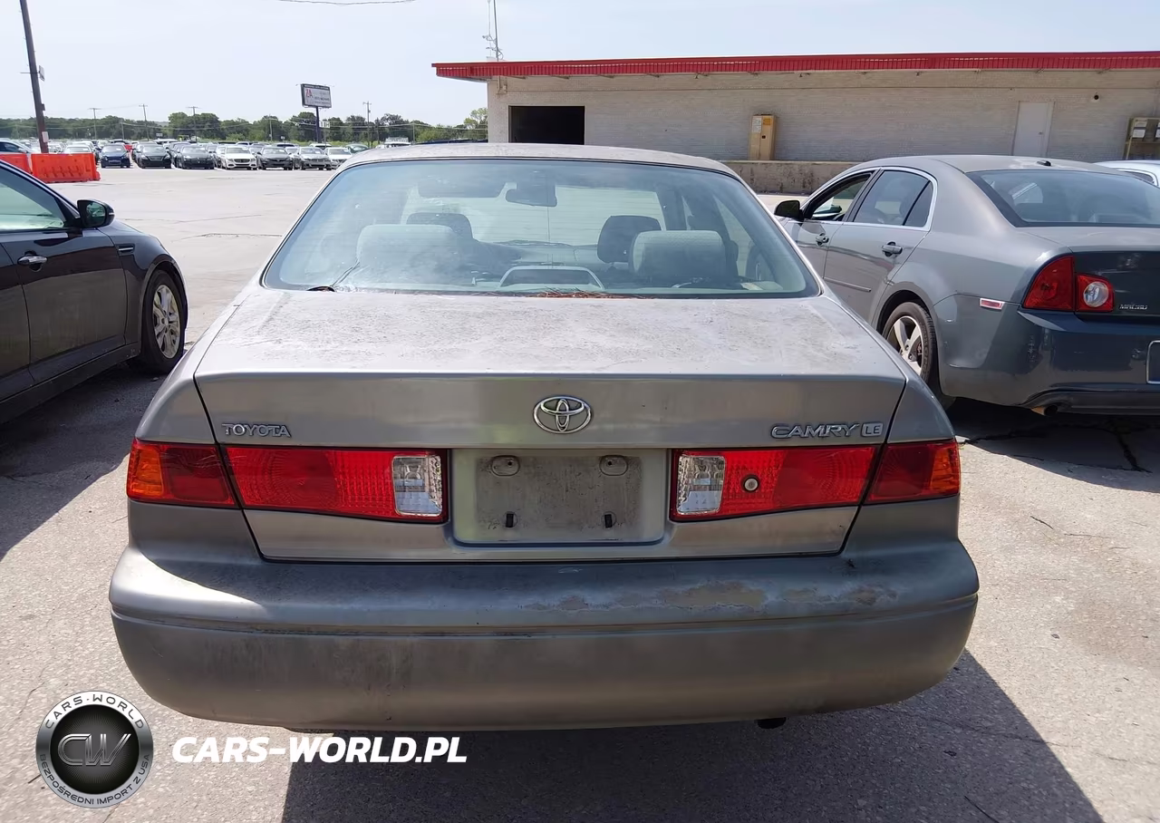 2000 Toyota Camry Le VIN:JT2BG22K7Y0524796 - 16