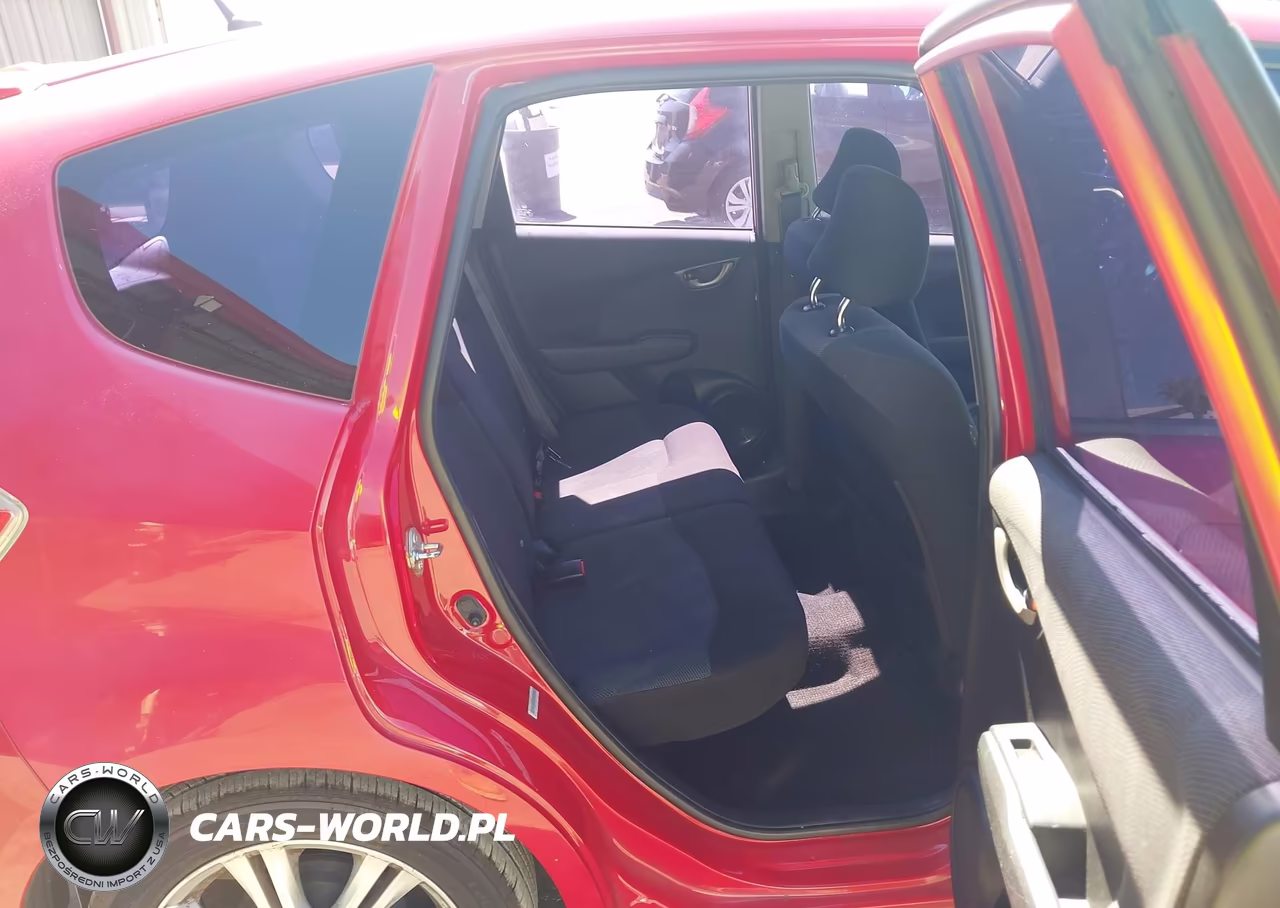 2010 Honda Fit Sport VIN:JHMGE8H46AC020953 - 8