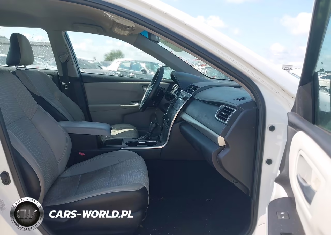 2015 Toyota Camry Se VIN:4T1BF1FK9FU475620 - 5