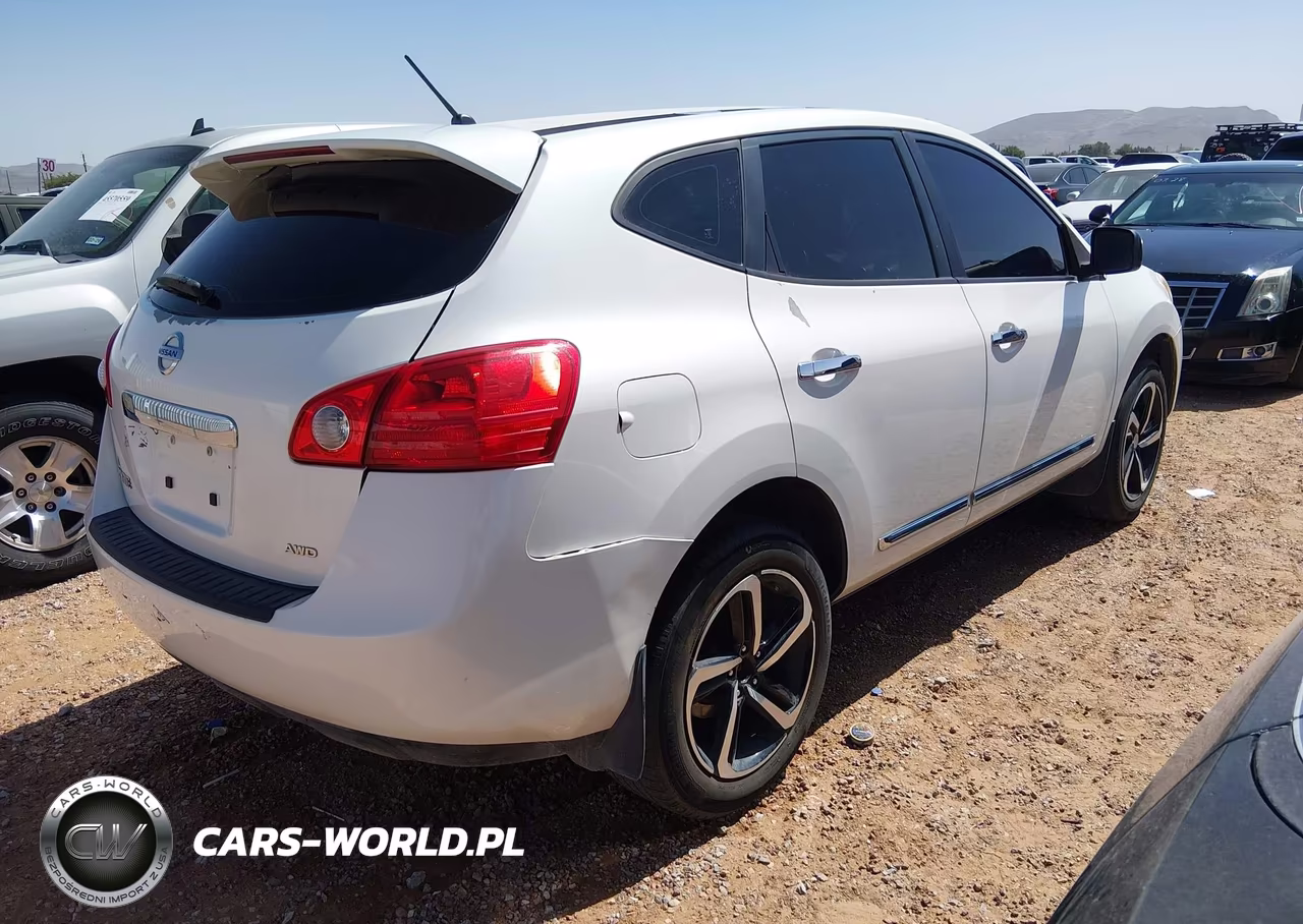 2012 Nissan Rogue S VIN:JN8AS5MV5CW379682 - 4