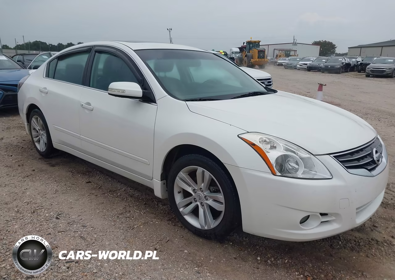 2012 Nissan Altima 3.5 Sr – zdjęcie 1 z 11