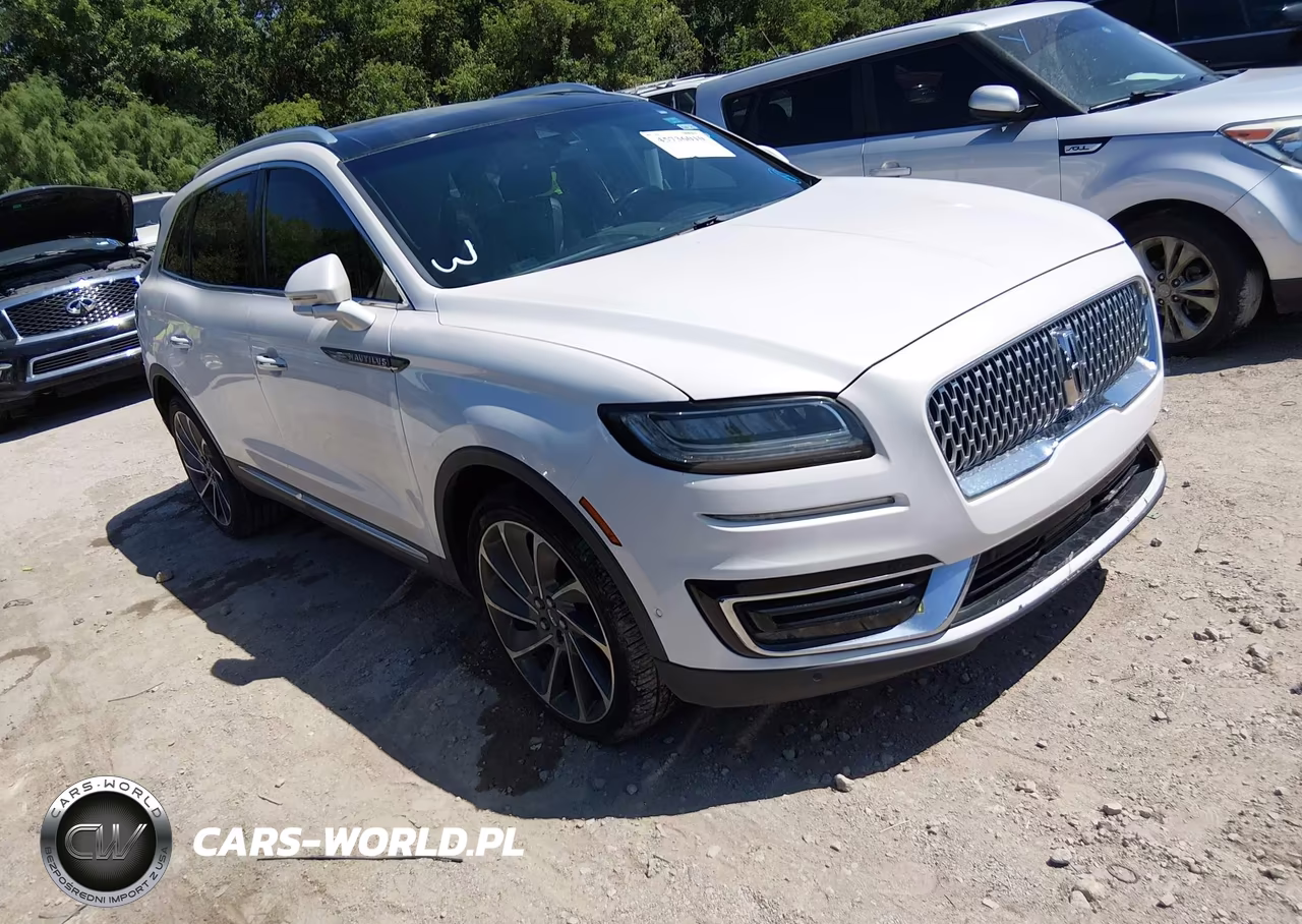2019 Lincoln Nautilus Reserve
