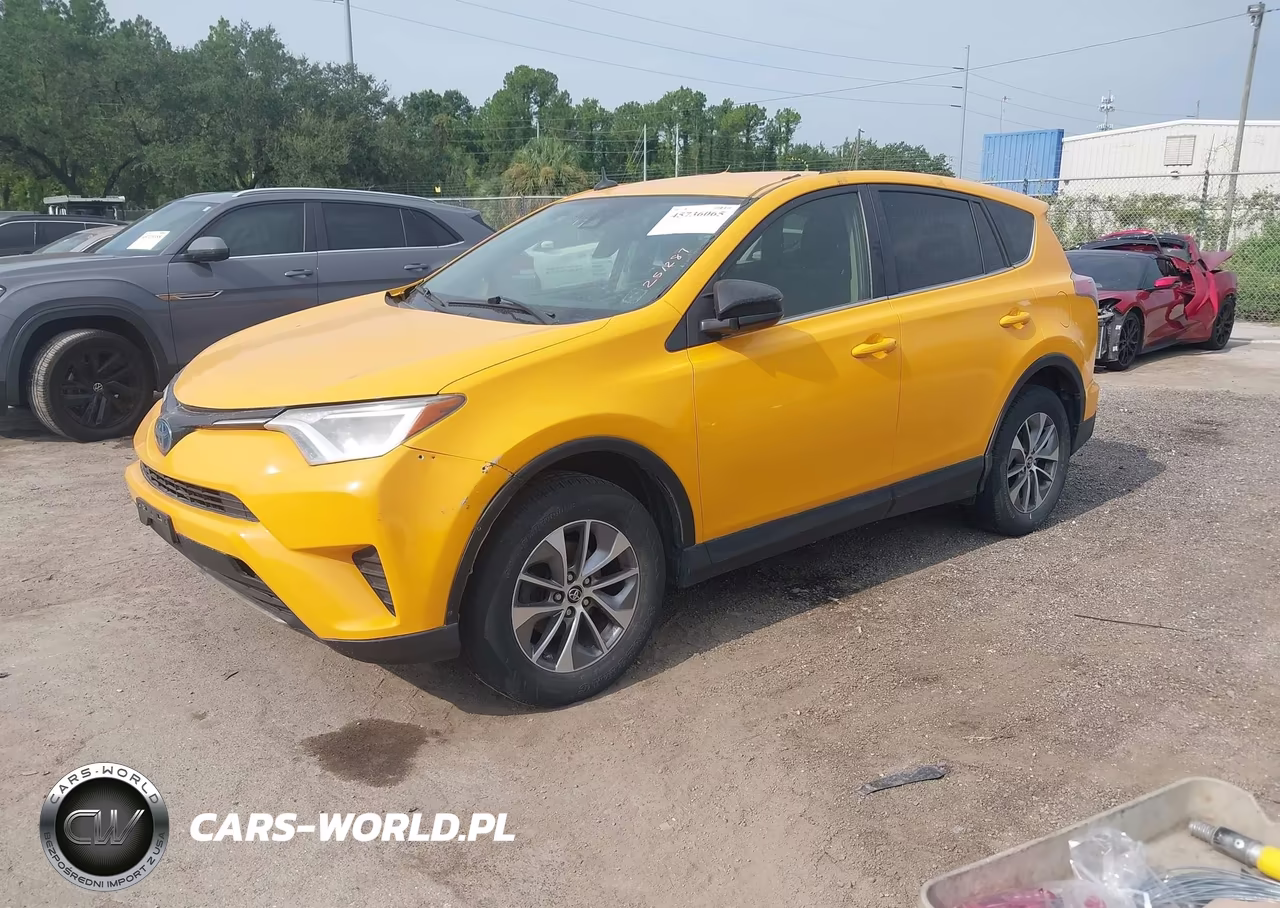 2018 Toyota Rav4 Hybrid Le VIN:JTMRJREV6JD251287 - 2