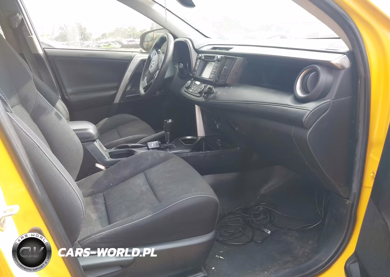 2018 Toyota Rav4 Hybrid Le VIN:JTMRJREV6JD251287 - 5