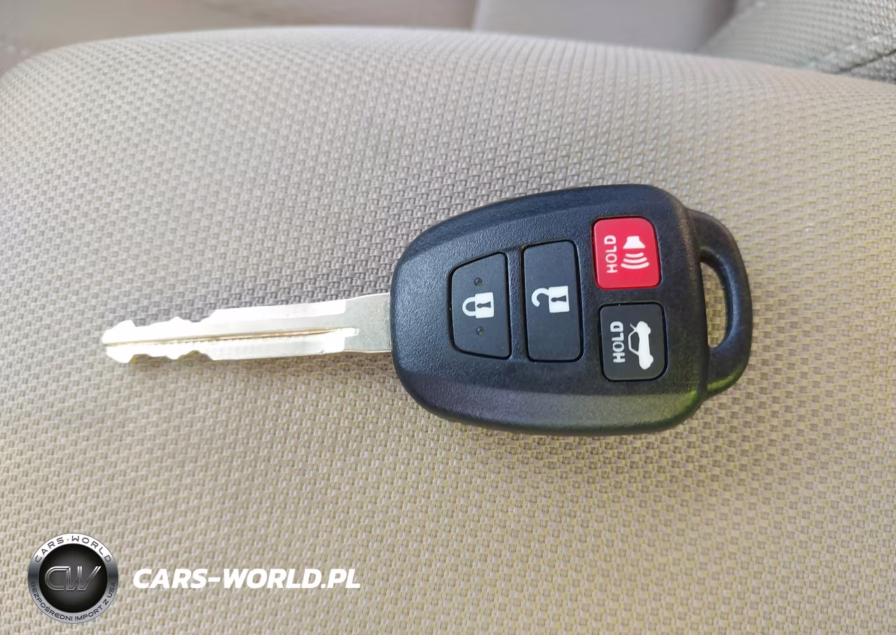 2016 Toyota Corolla Le VIN:2T1BURHE9GC706126 - 11