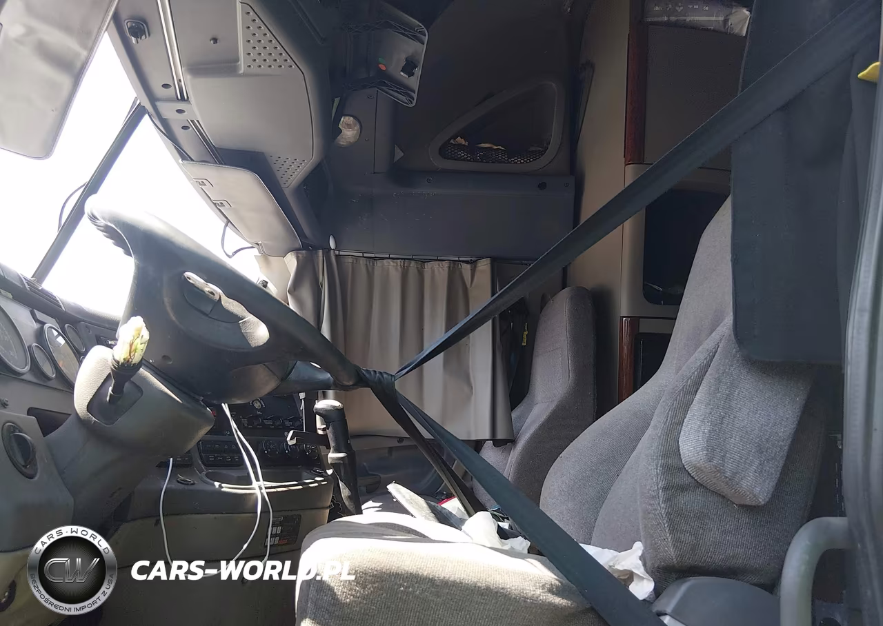 2018 Freightliner Cascadia 125 VIN:3AKJGLDR4JSJM2326 - 15