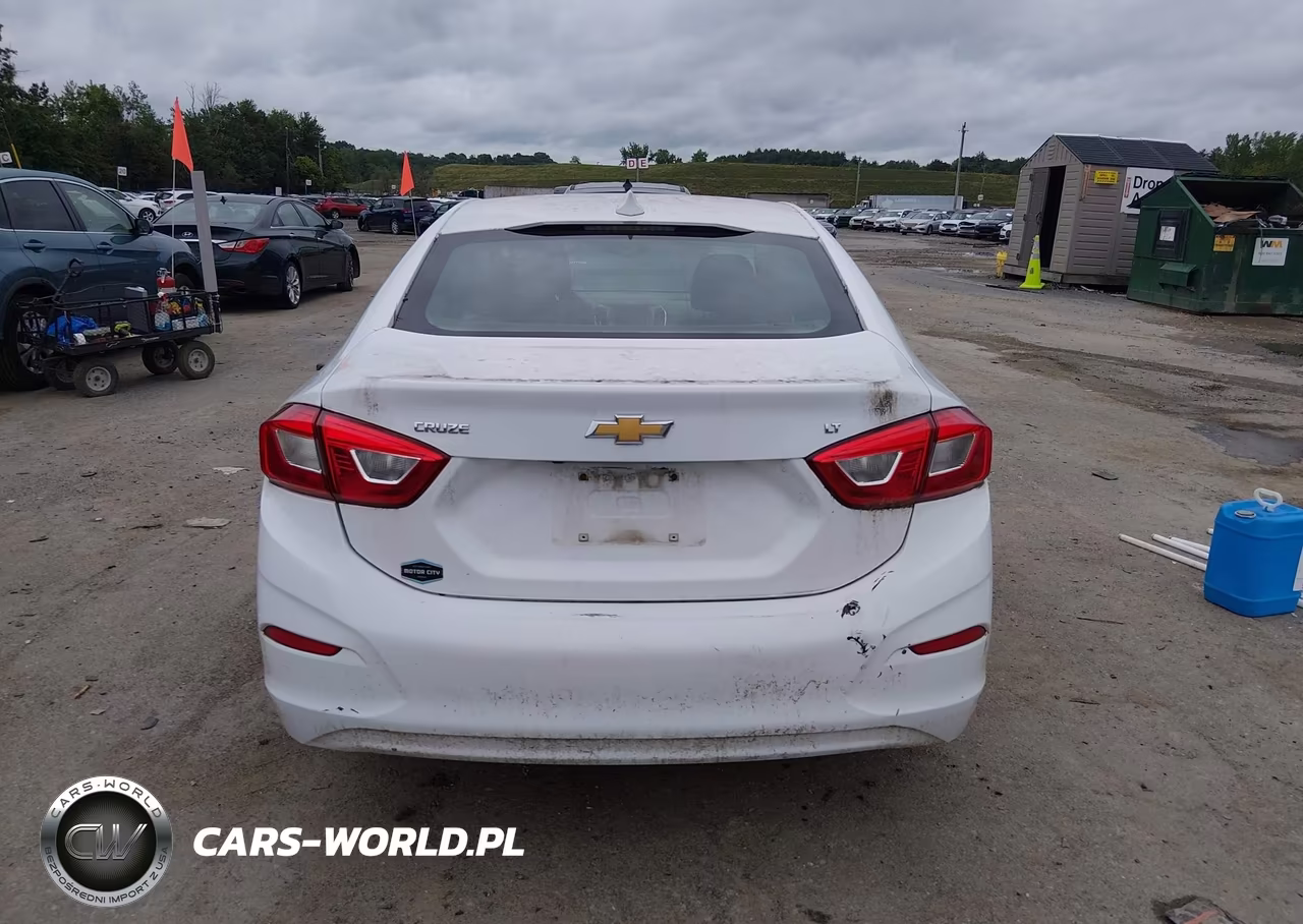 2017 Chevrolet Cruze Lt Auto VIN:1G1BE5SM8H7271617 - 16