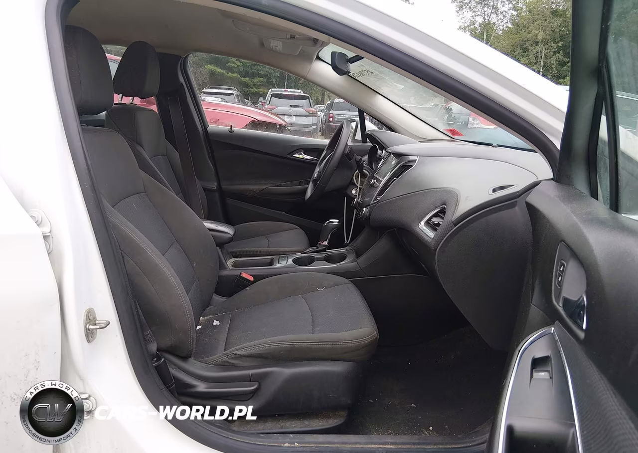 2017 Chevrolet Cruze Lt Auto VIN:1G1BE5SM8H7271617 - 5