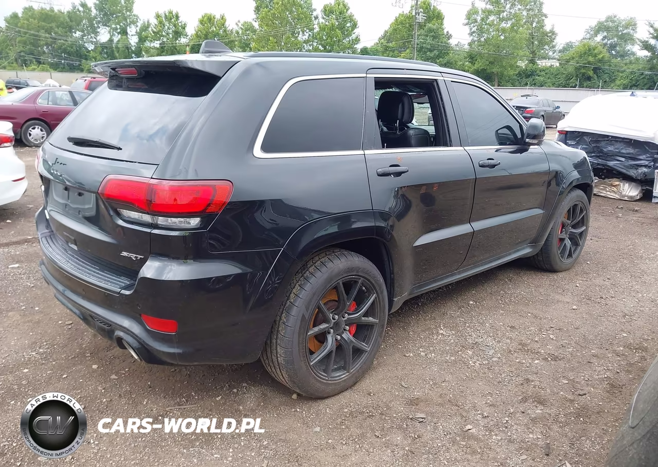 2015 Jeep Grand Cherokee Srt VIN:1C4RJFDJ9FC807568 - 4