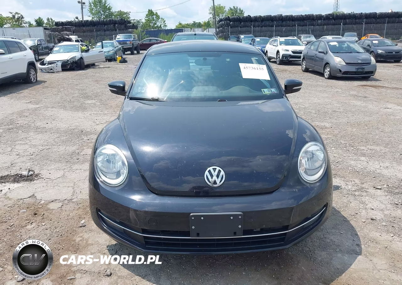 2013 Volkswagen Beetle 2.0T Turbo VIN:3VW4A7AT8DM621132 - 12