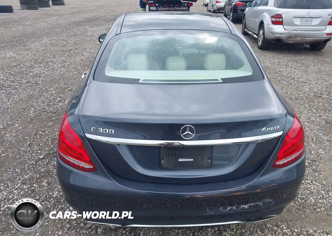 2015 Mercedes-Benz C 300 4Matic VIN:55SWF4KB8FU027700 - 16