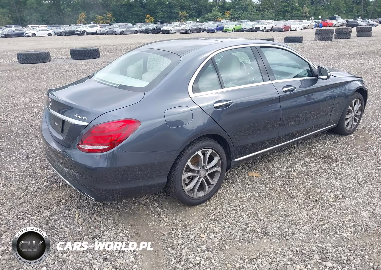 2015 Mercedes-Benz C 300 4Matic VIN:55SWF4KB8FU027700 - 4