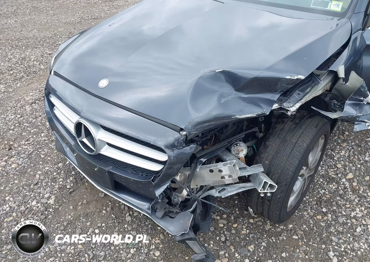 2015 Mercedes-Benz C 300 4Matic VIN:55SWF4KB8FU027700 - 6