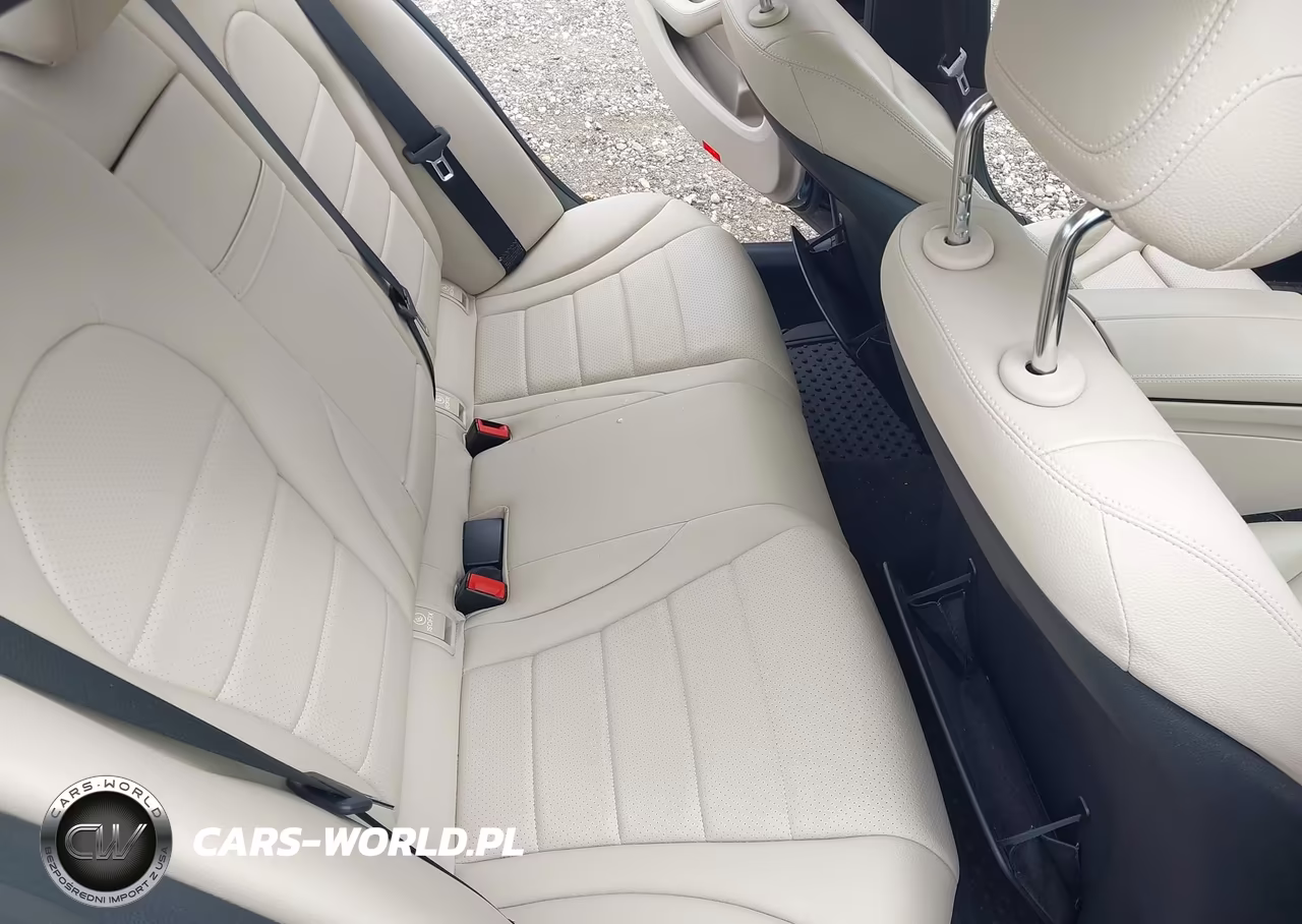 2015 Mercedes-Benz C 300 4Matic VIN:55SWF4KB8FU027700 - 8
