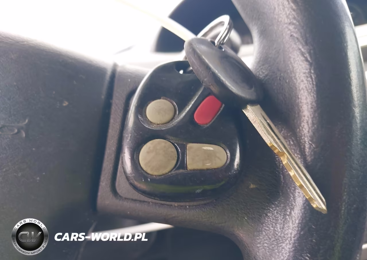 2006 Saturn Ion 2 VIN:1G8AN15F96Z114232 - 11