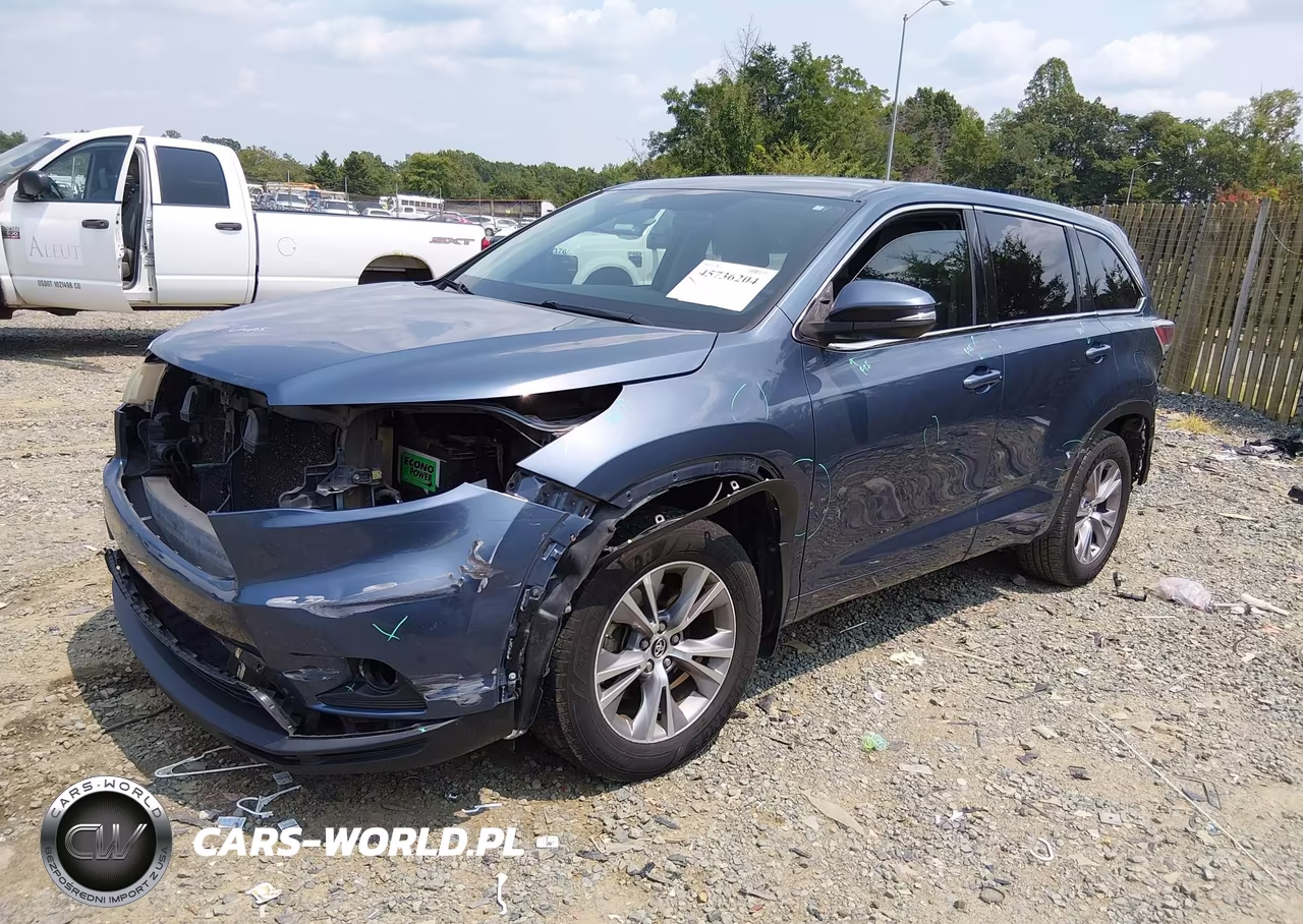 2016 Toyota Highlander Le Plus V6 VIN:5TDBKRFH3GS323812 - 2