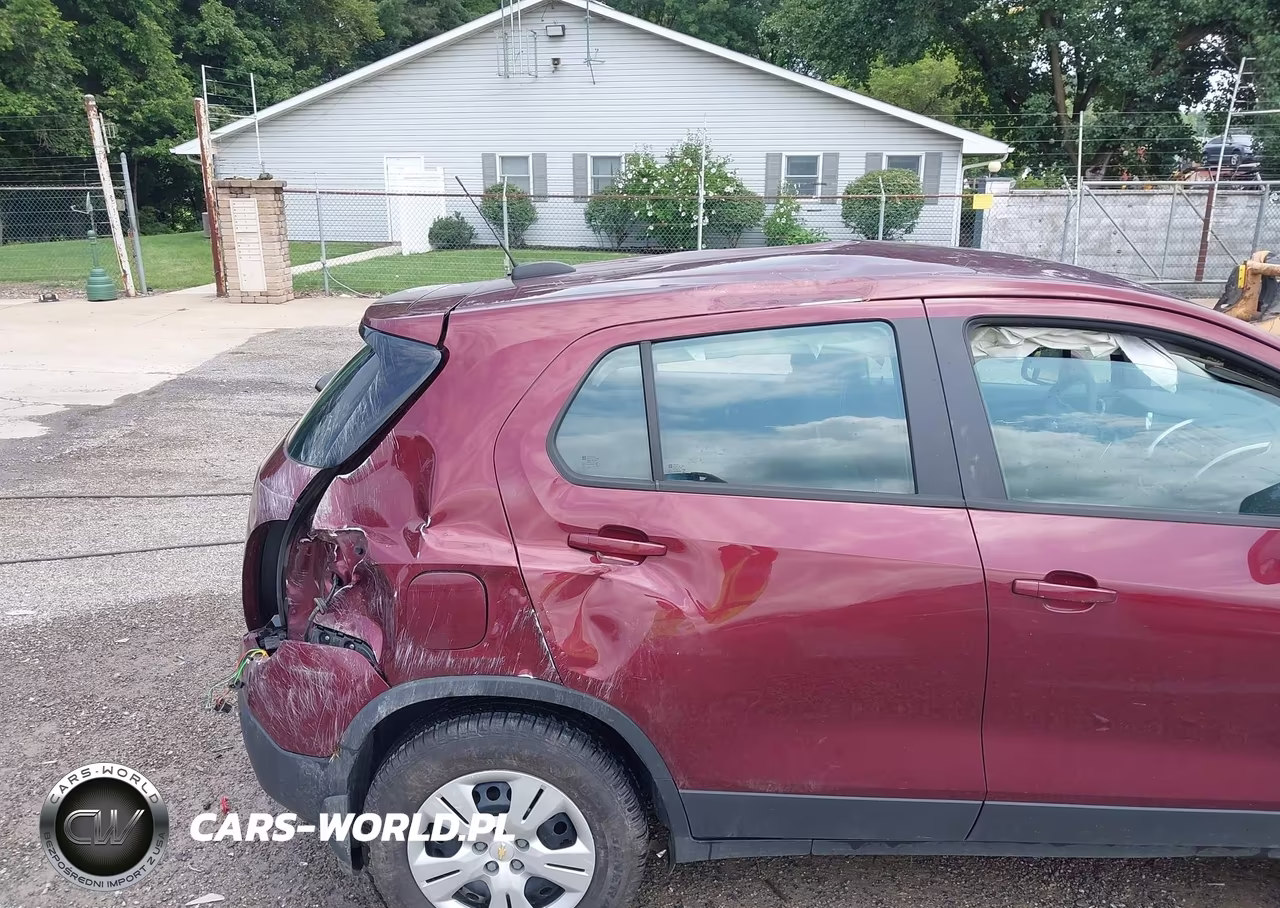 2016 Chevrolet Trax Ls VIN:3GNCJKSB0GL244322 - 13