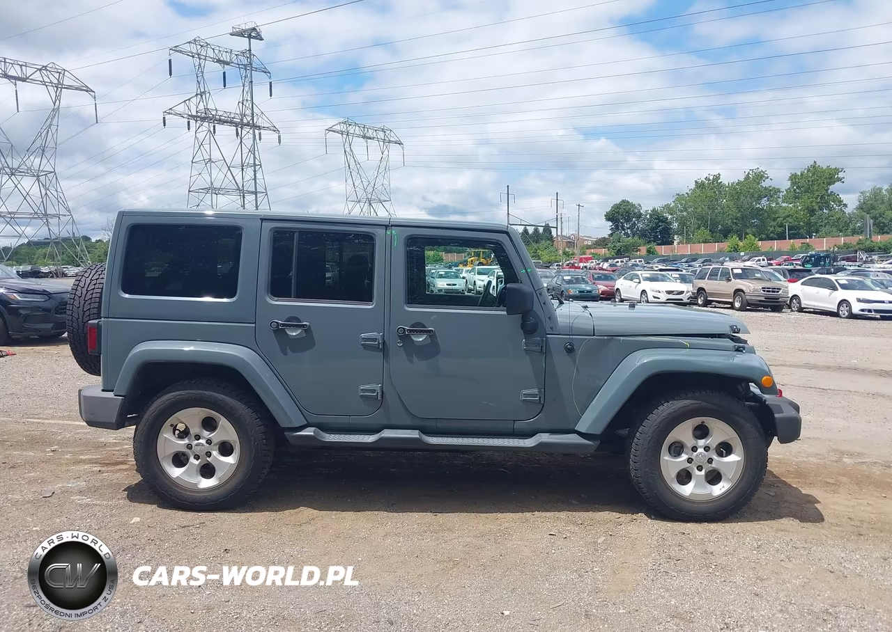 2014 Jeep Wrangler Unlimited Sahara VIN:1C4HJWEG7EL270468 - 12