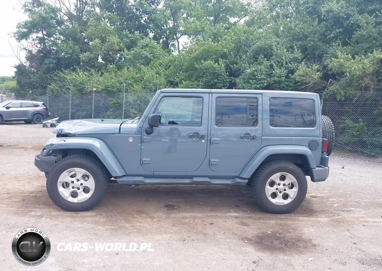 2014 Jeep Wrangler Unlimited Sahara VIN:1C4HJWEG7EL270468 - 13