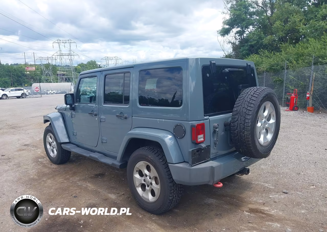 2014 Jeep Wrangler Unlimited Sahara VIN:1C4HJWEG7EL270468 - 3