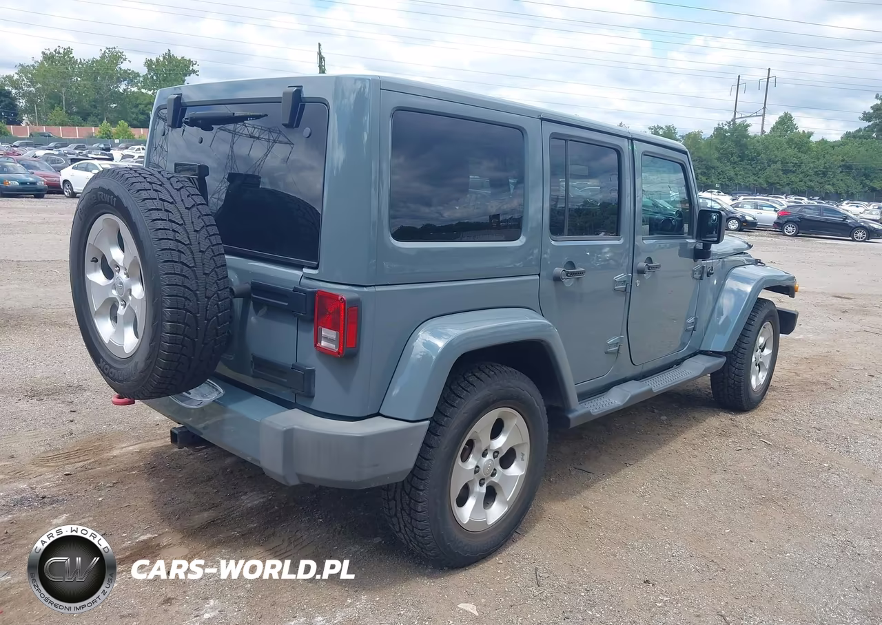 2014 Jeep Wrangler Unlimited Sahara VIN:1C4HJWEG7EL270468 - 4