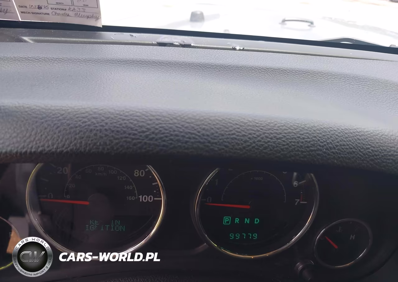 2014 Jeep Wrangler Unlimited Sahara VIN:1C4HJWEG7EL270468 - 7
