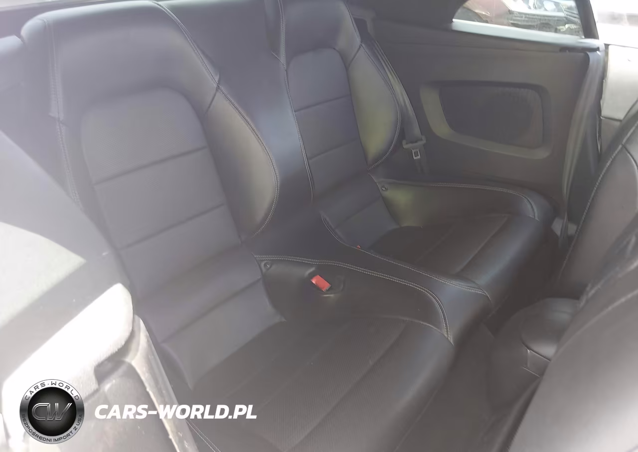 2020 Ford Mustang Ecoboost Premium VIN:1FATP8UH1L5132317 - 8