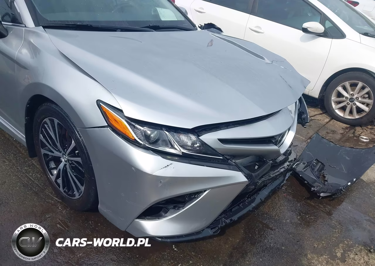 2019 Toyota Camry Se VIN:4T1B11HK8KU775123 - 18