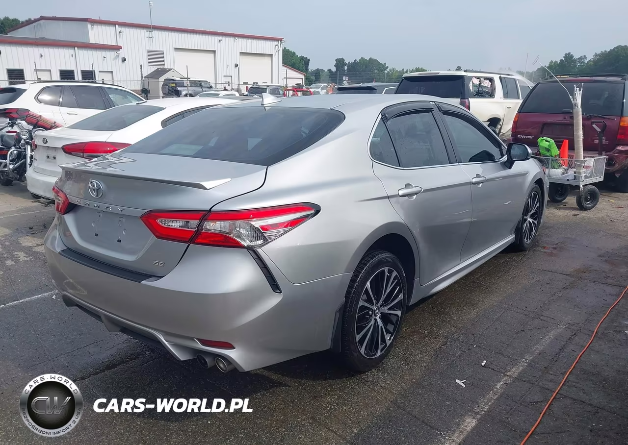 2019 Toyota Camry Se VIN:4T1B11HK8KU775123 - 4
